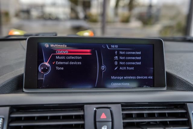 Used 2014 BMW M235i Coupe image 19