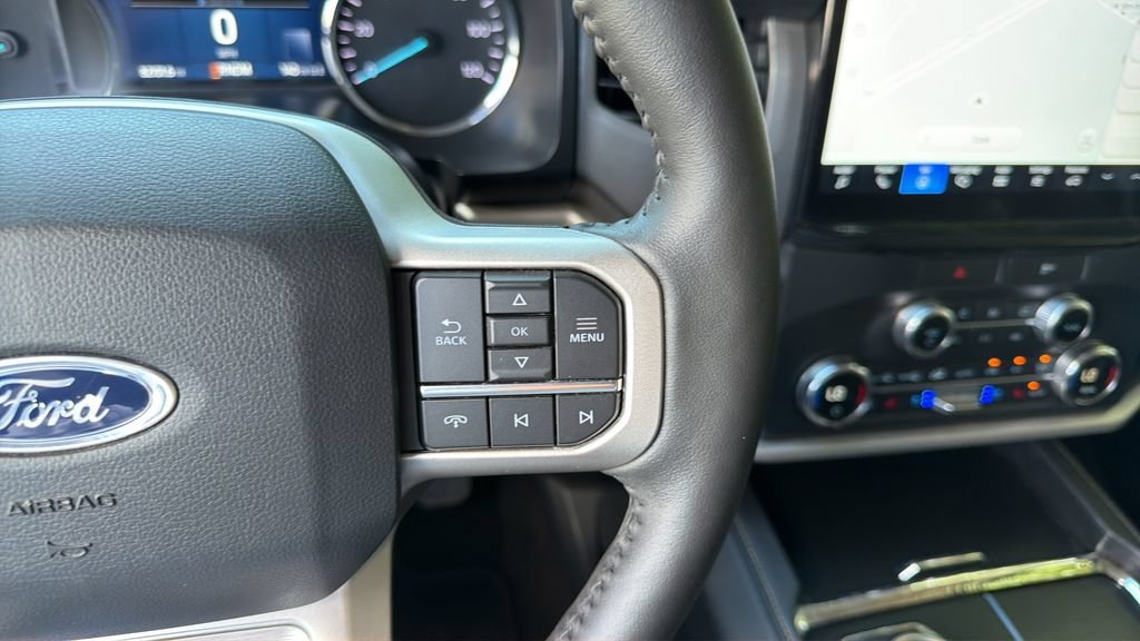 Used 2022 Ford Expedition XLT RWD image 25