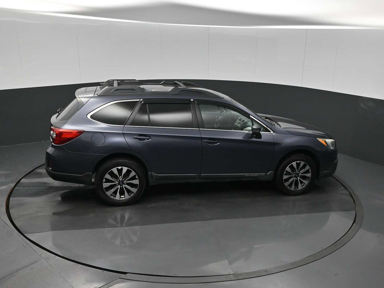 Used 2017 Subaru Outback 2.5i Limited image 26