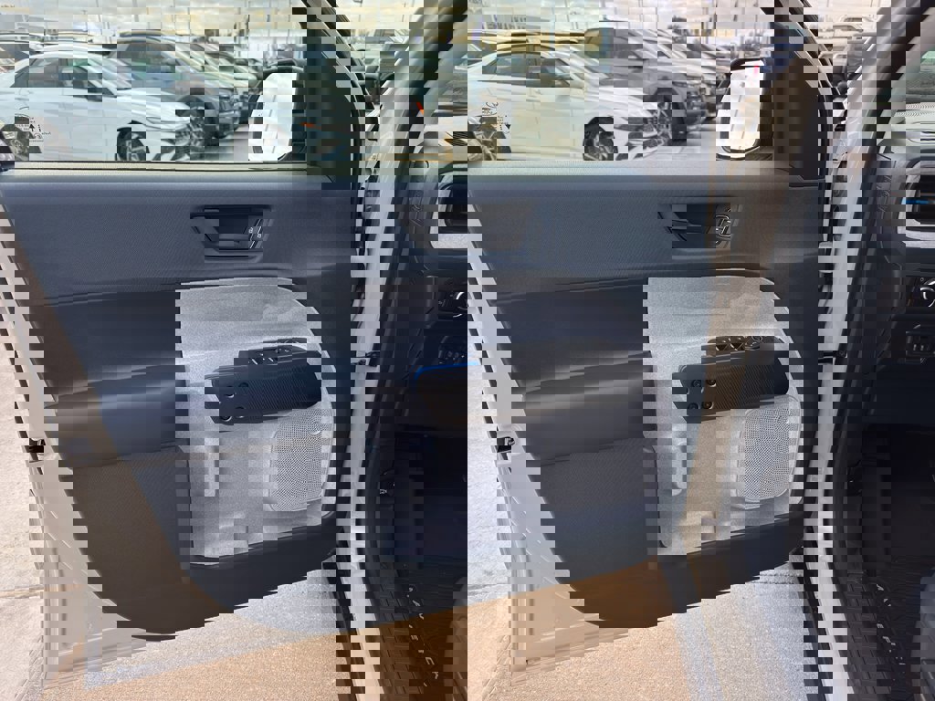 New 2025 Ford Maverick XLT w/ XLT Luxury Package image 12