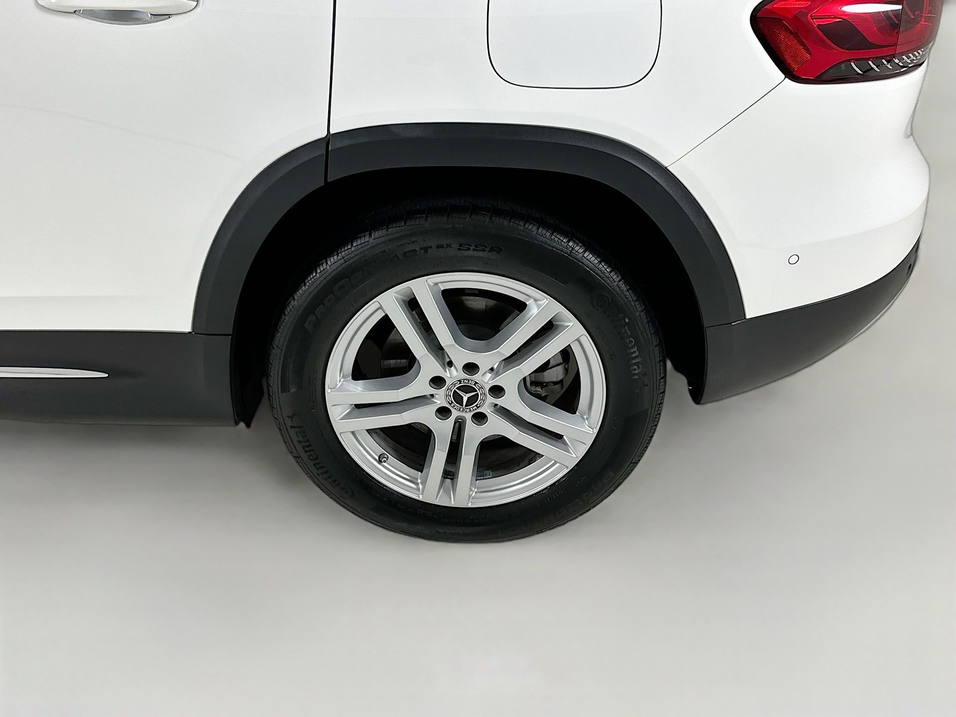 Used 2023 Mercedes-Benz GLB 250 image 36