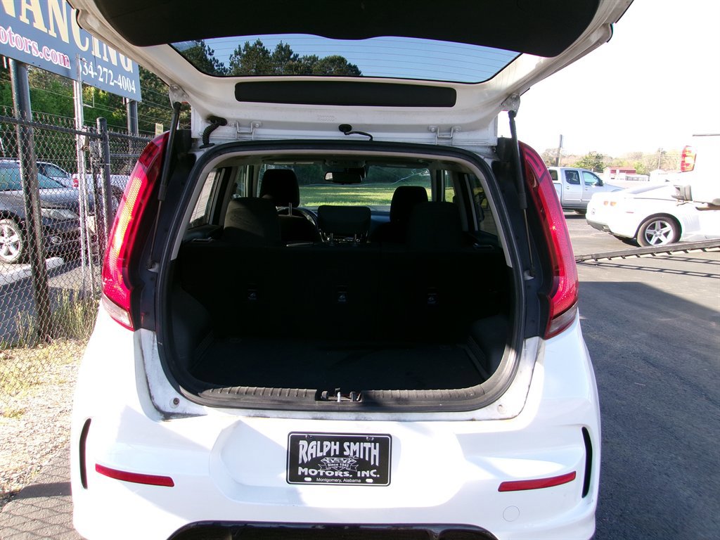 Used 2022 Kia Soul GT-Line image 13
