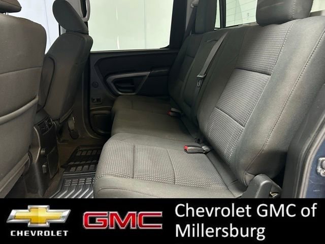 Used 2015 Nissan Titan SV w/ SV Value Truck Package image 29