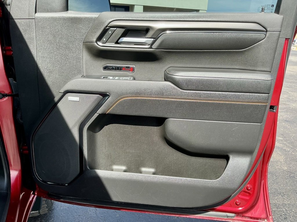 Used 2023 GMC Sierra 1500 AT4 w/ AT4 Premium Package image 23