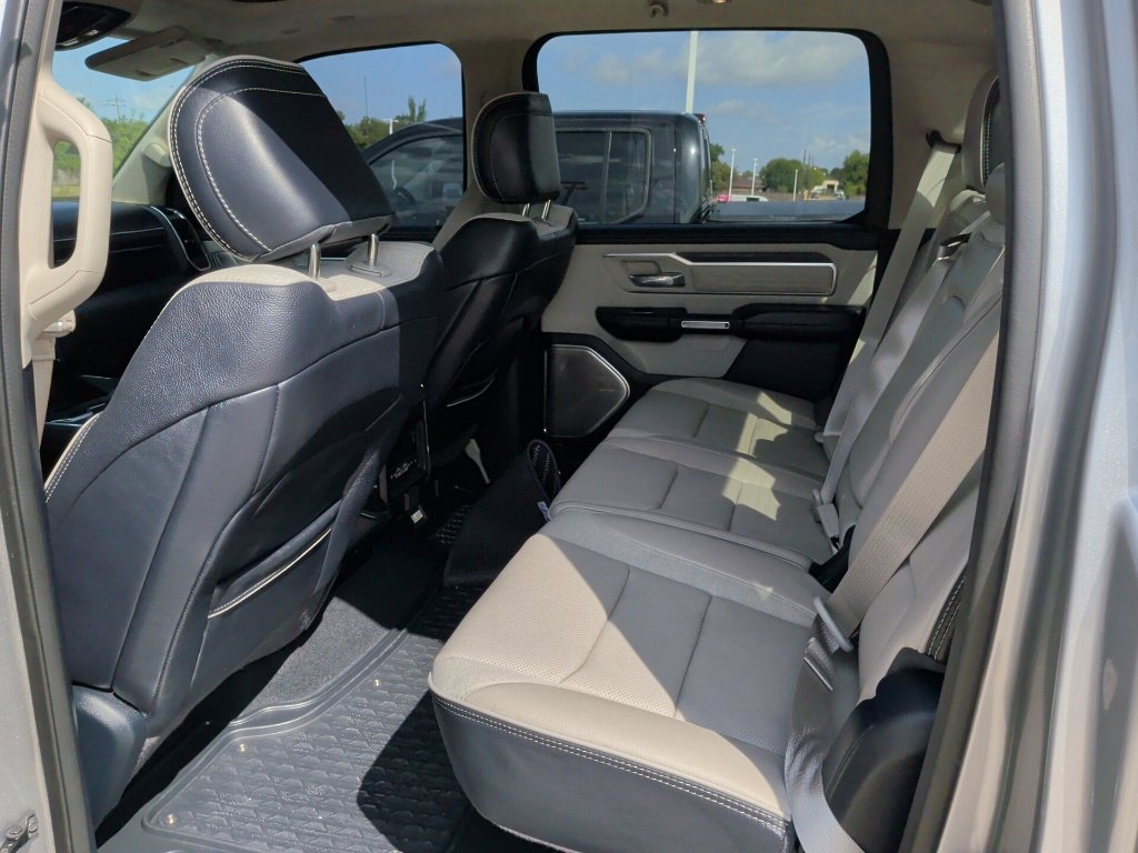 Used 2024 RAM 1500 Limited AWD/4WD image 13