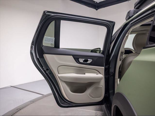 New 2026 Volvo V60 B5 Cross Country Plus w/ Climate Package image 24