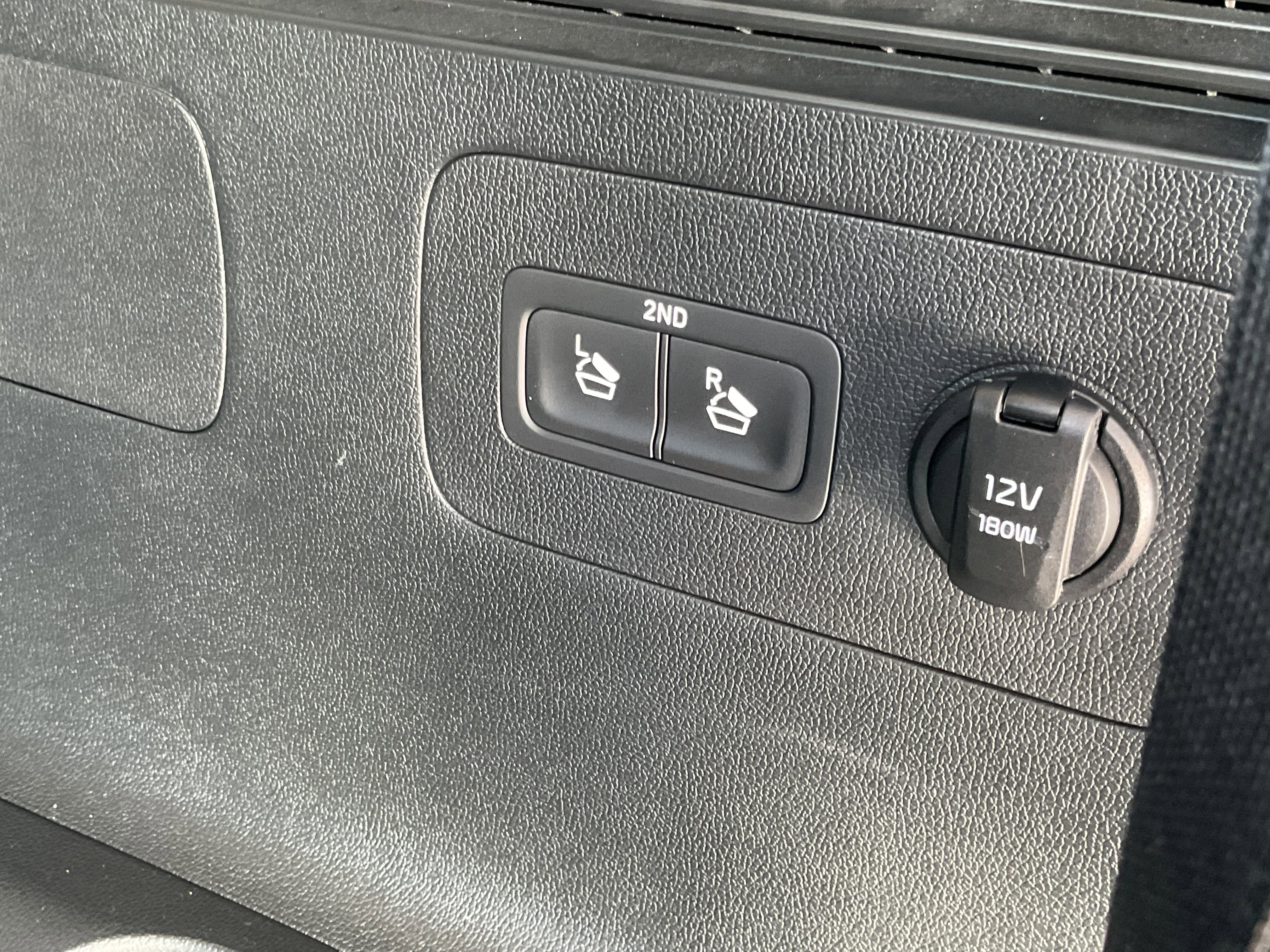 Used 2024 Kia Sorento S image 45