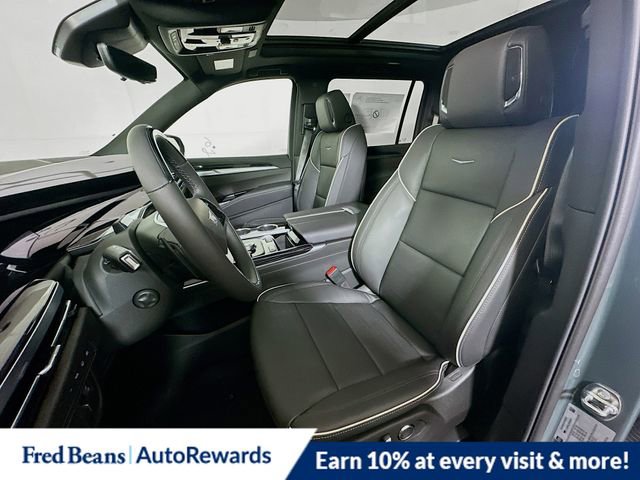 New 2026 Cadillac Escalade ESV Sport w/ LPO, ONYX Package image 13