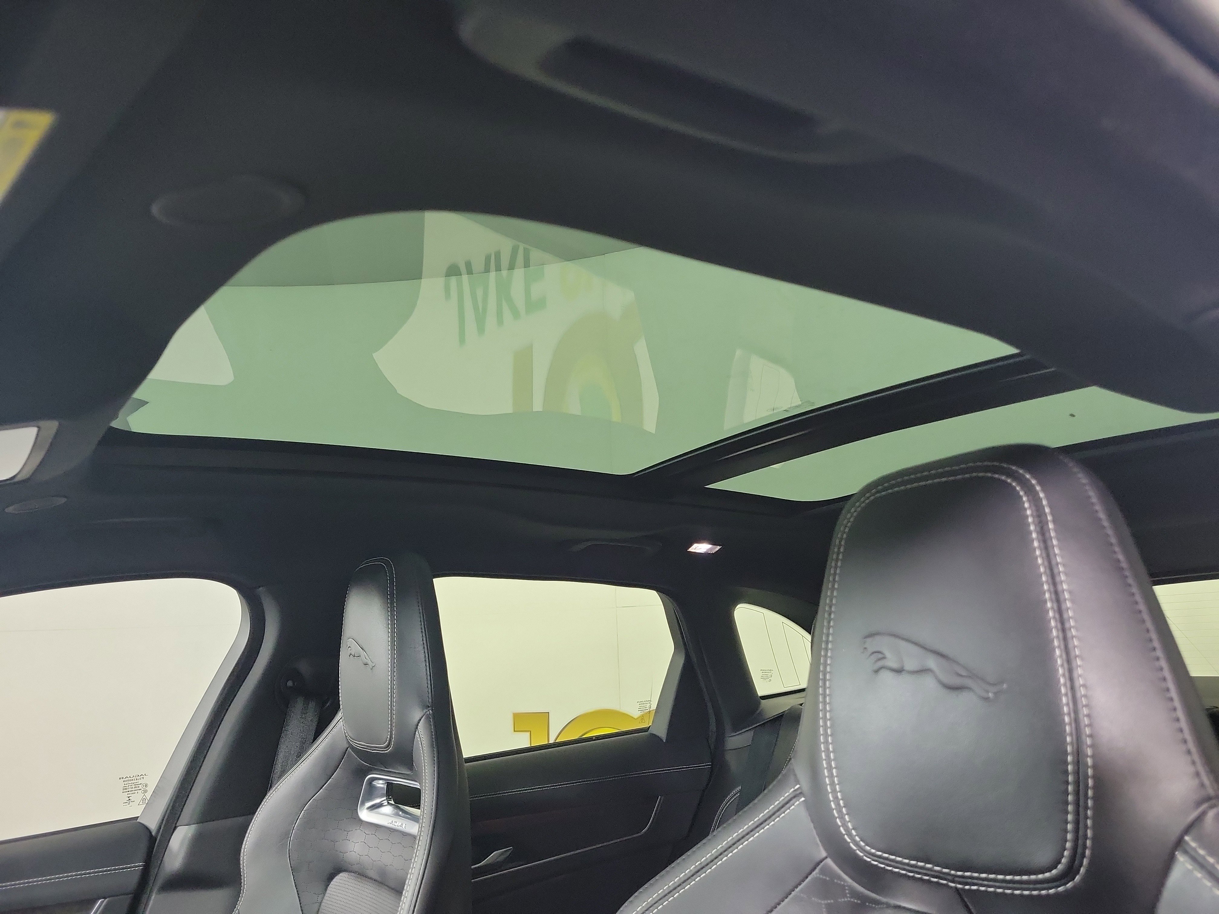 Used 2023 Jaguar F-PACE R-Dynamic S AWD/4WD image 20