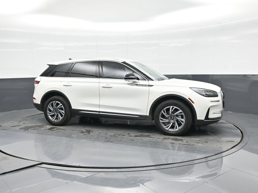 Used 2024 Lincoln Corsair FWD w/ Equipment Group 101A image 18