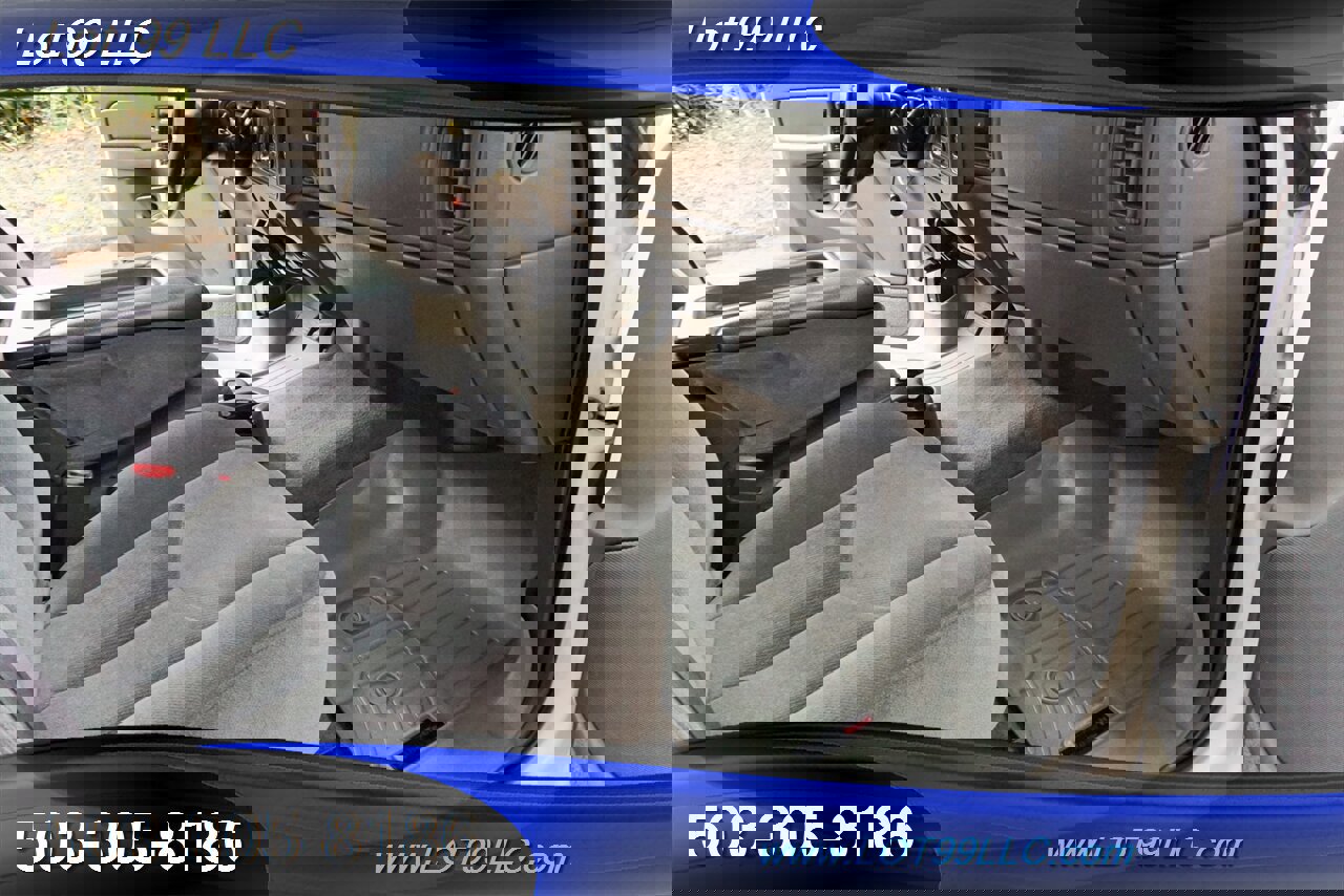 Used 2004 GMC Sierra 2500 SLE w/ Heavy-Duty Power Package image 29