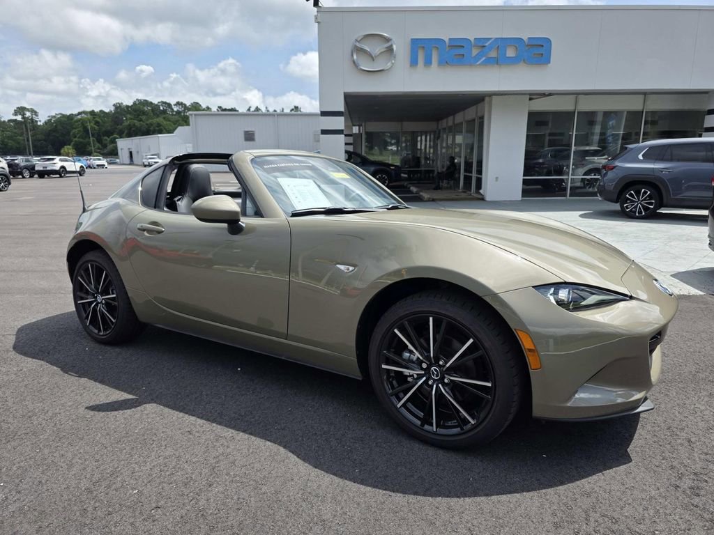 Used 2024 MAZDA MX-5 Miata RF Grand Touring image 1