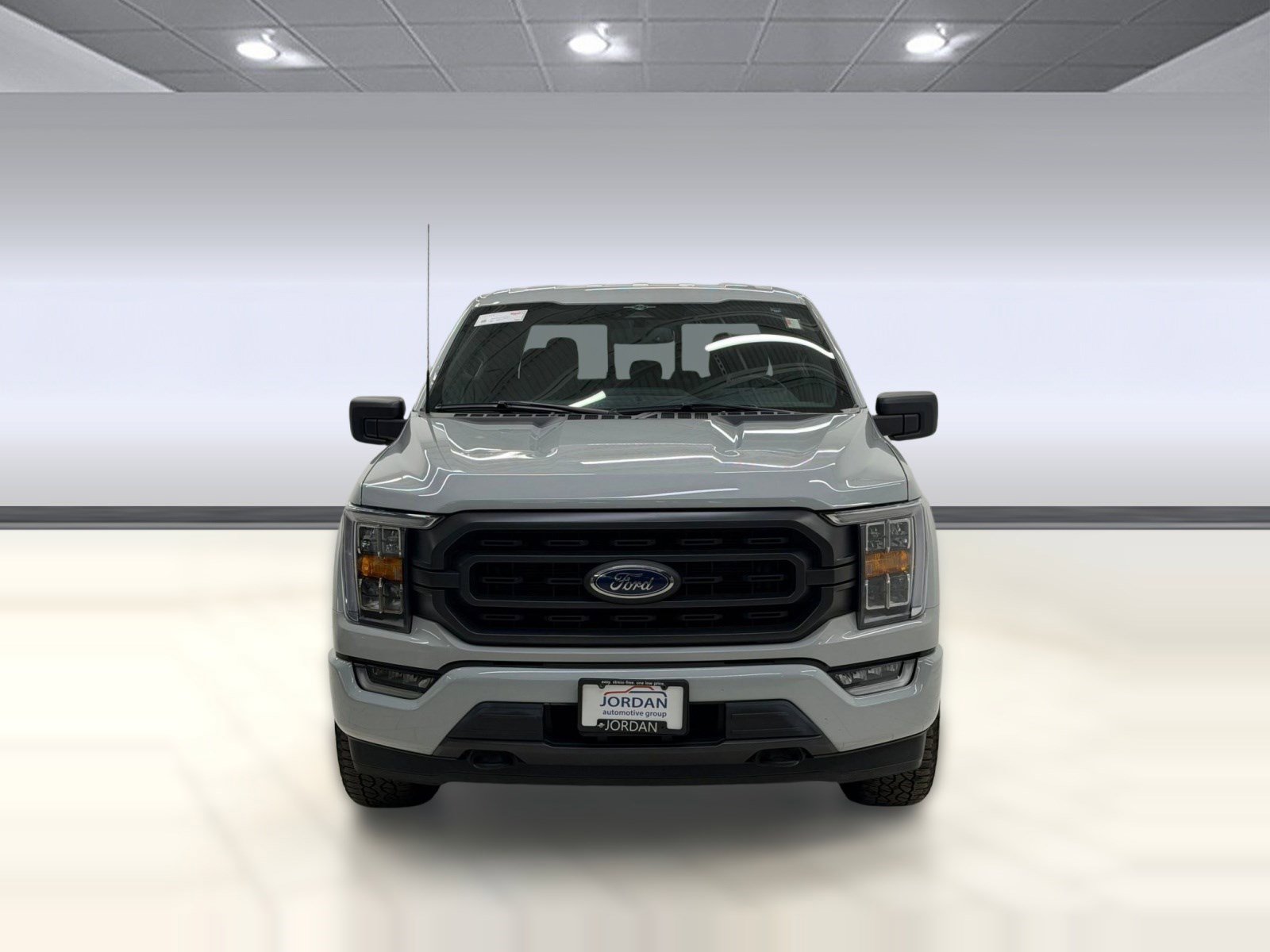 Used 2023 Ford F150 XLT w/ Equipment Group 302A High image 5