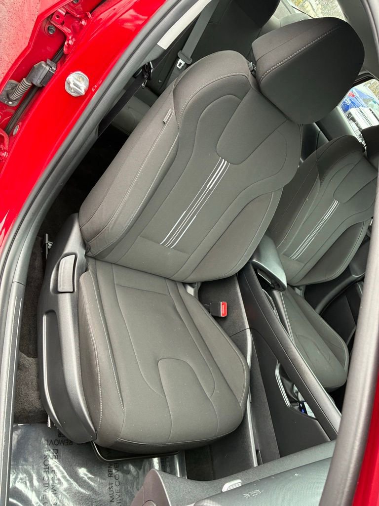 Used 2023 Hyundai Elantra SEL w/ Convenience Package image 16