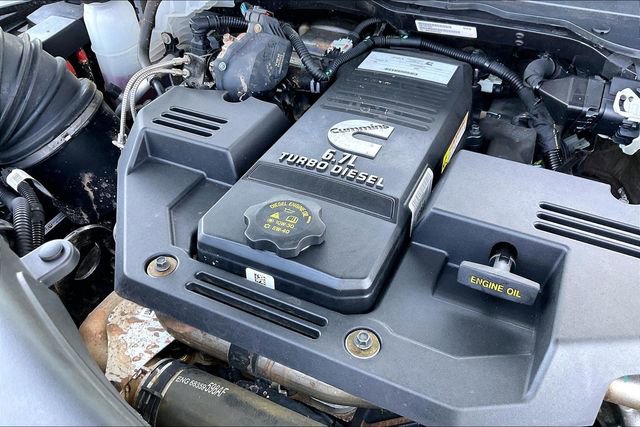 Used 2024 RAM 2500 Laramie w/ Safety Group AWD/4WD image 35