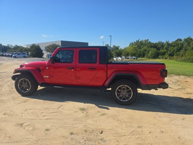 Used 2021 Jeep Gladiator Overland w/ Trailer Tow Package AWD/4WD image 4