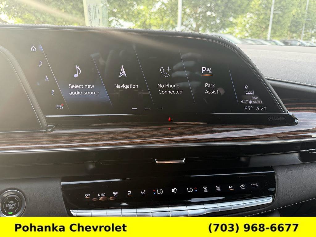 Used 2023 Cadillac Escalade ESV Luxury AWD/4WD image 13