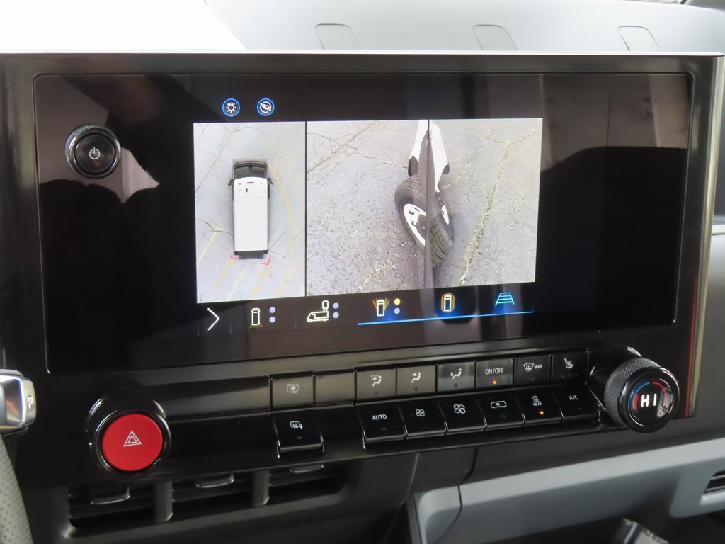 New 2025 Chevrolet Brightdrop 400 w/ Battery Pack, Max Range image 10