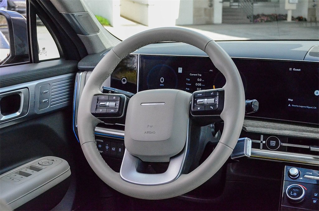 Used 2024 Hyundai Santa Fe Limited image 13
