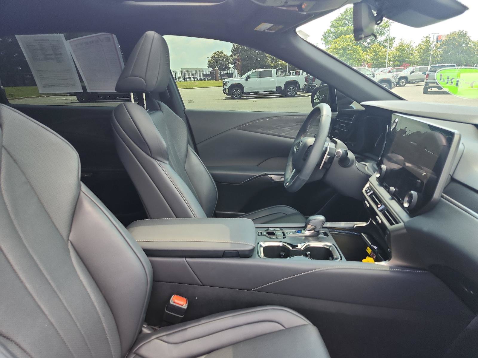 Used 2024 Lexus RX 350 F Sport w/ Convenience Package AWD/4WD image 8