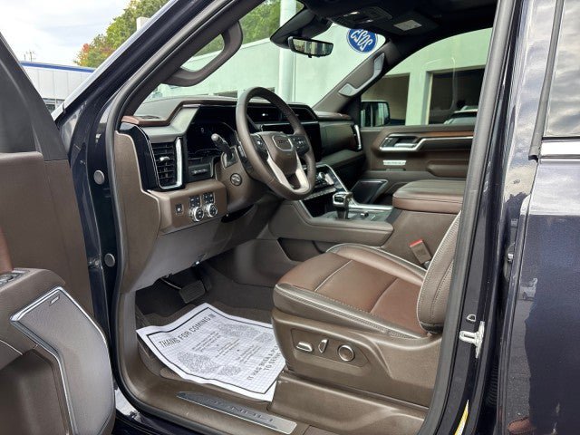 Used 2025 GMC Sierra 1500 Denali w/ Denali Reserve Package AWD/4WD image 14