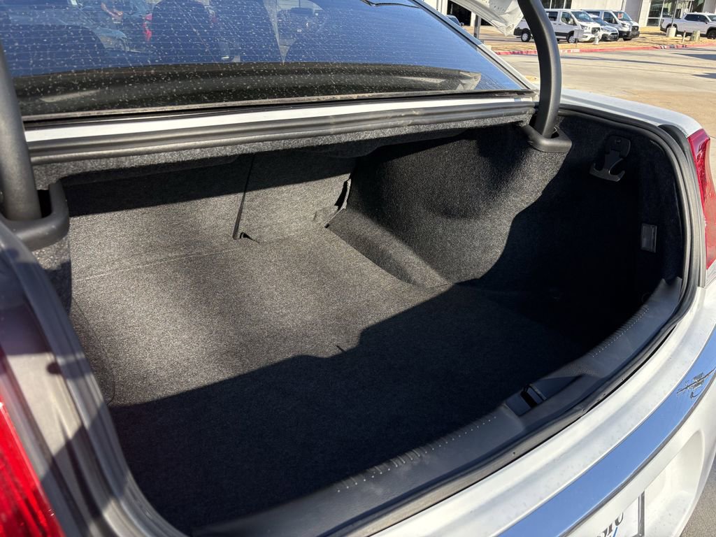 Used 2022 Chrysler 300 Touring image 32