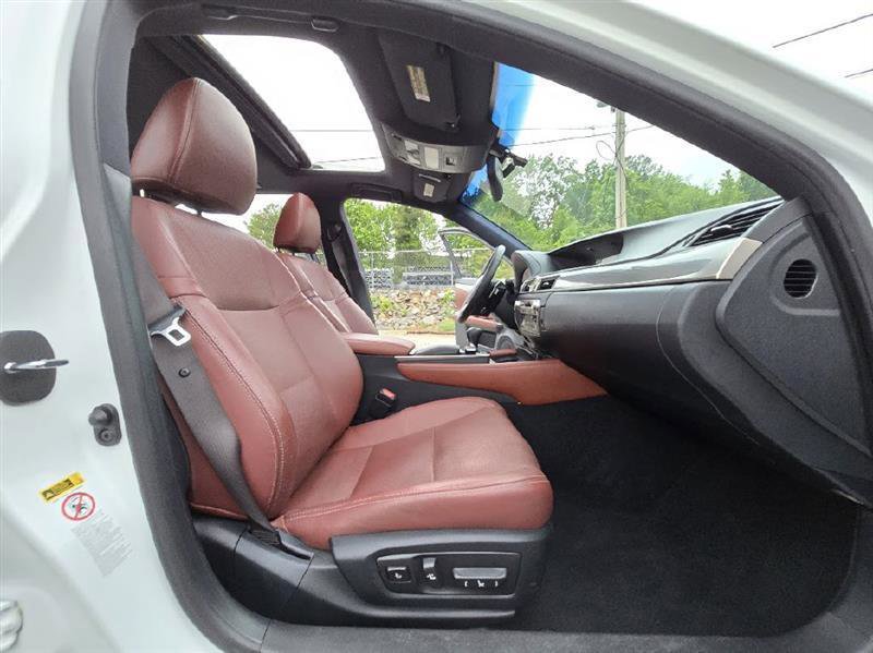 Used 2015 Lexus GS 350 w/ F Sport Package RWD image 13