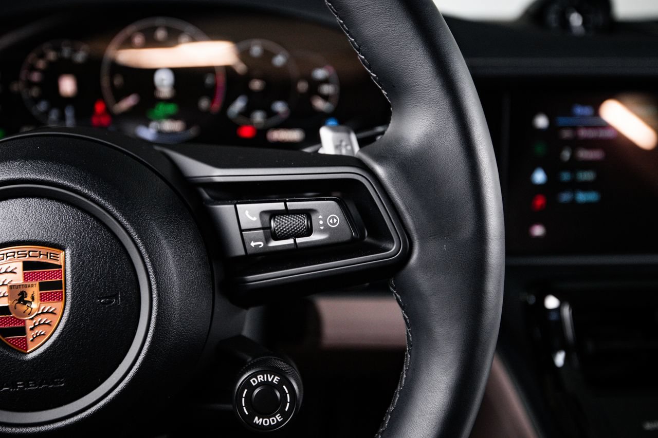 Certified 2026 Porsche Panamera 4 E-Hybrid AWD/4WD image 16