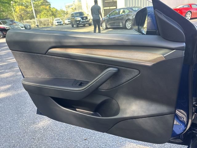 Used 2021 Tesla Model 3 Long Range image 25