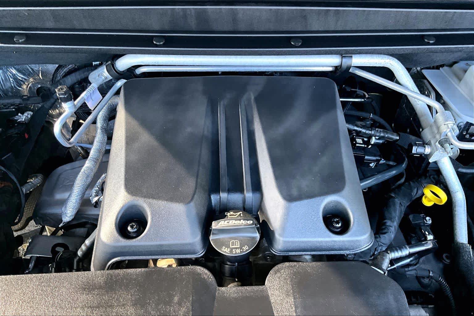 Used 2024 Chevrolet Colorado ZR2 w/ ZR2 Convenience Package III AWD/4WD image 31