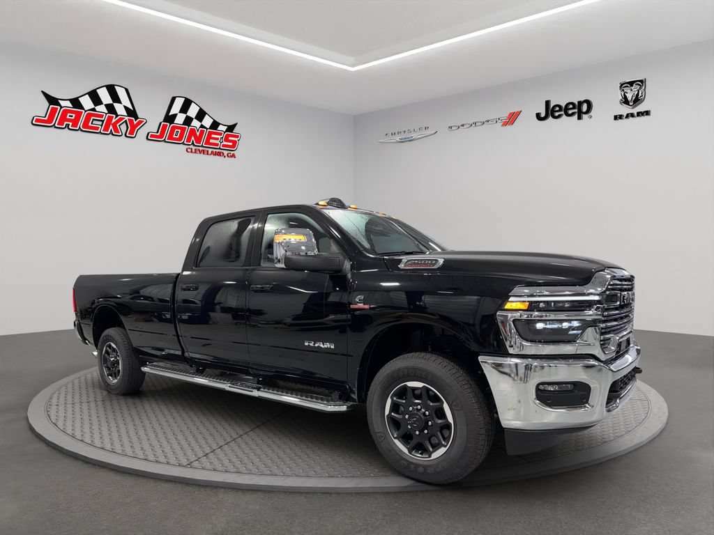 New 2025 RAM 2500 Laramie AWD/4WD image 12