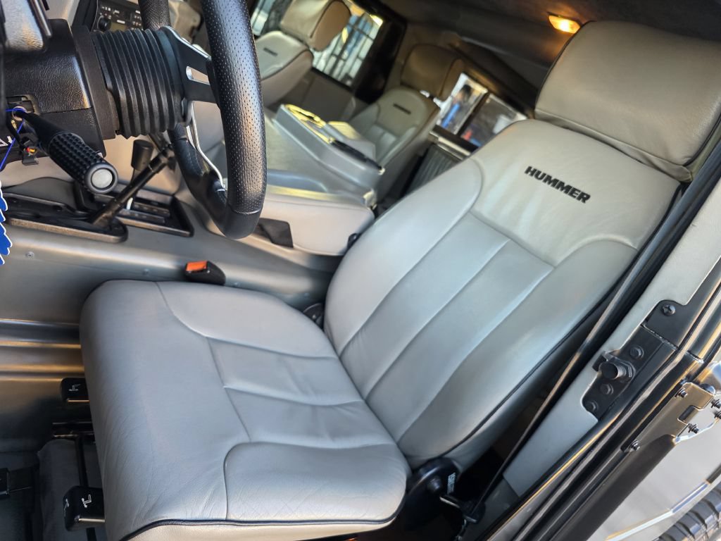 Used 2000 HUMMER H1 4-Door Wagon AWD/4WD image 28