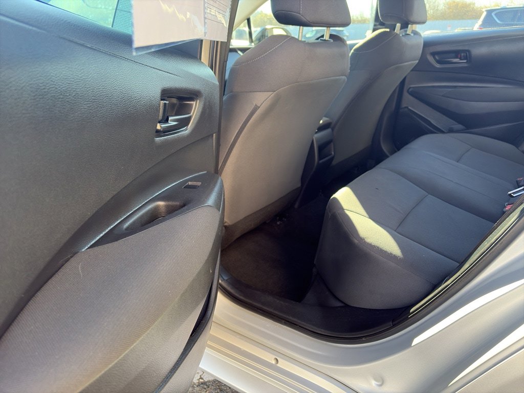 Used 2022 Toyota Corolla LE image 13