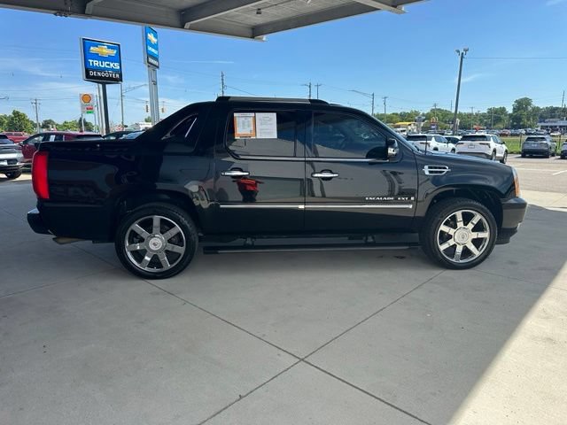 Used 2007 Cadillac Escalade EXT w/ Information Package AWD/4WD image 4