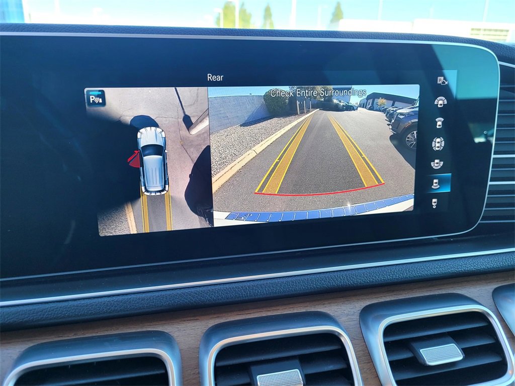 Used 2022 Mercedes-Benz GLE 350 4MATIC image 11