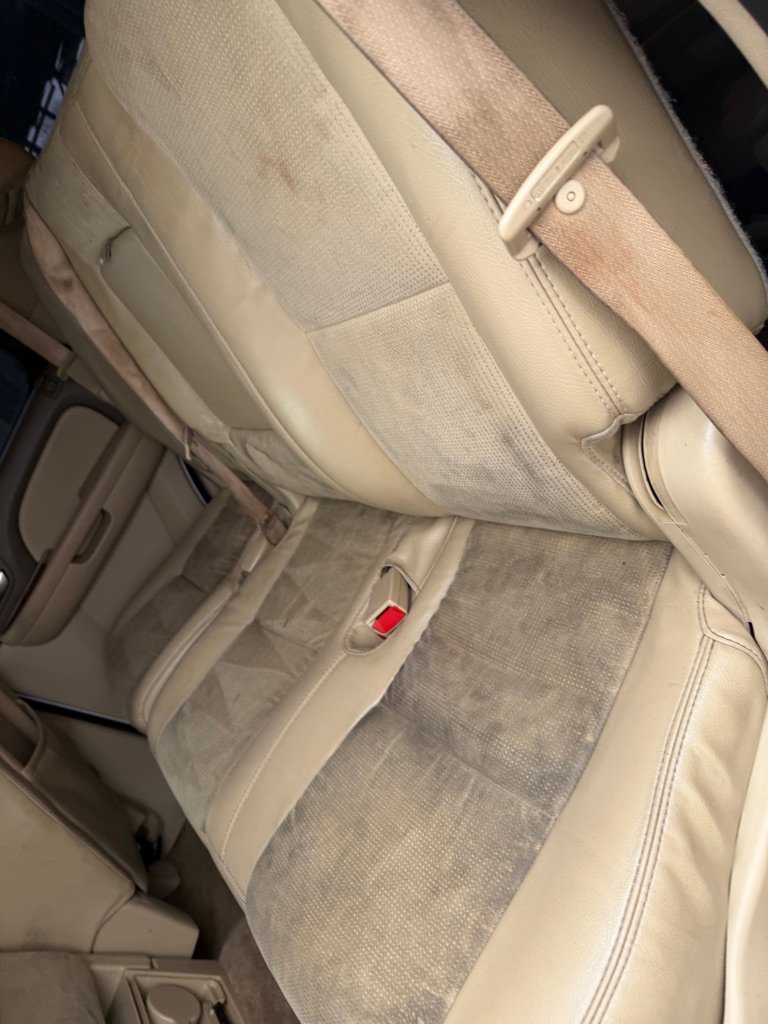 Used 2009 GMC Yukon SLE image 32