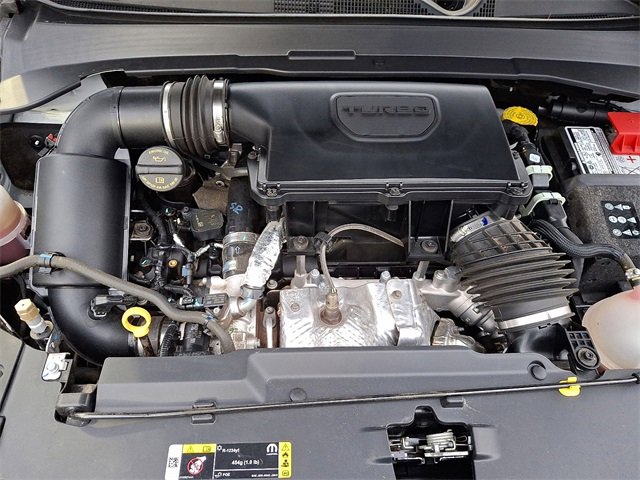 Used 2024 Jeep Compass Latitude image 28