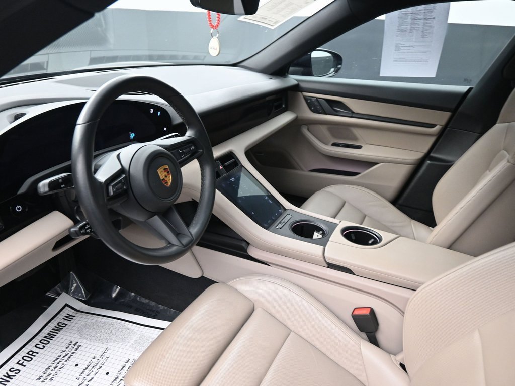Used 2023 Porsche Taycan image 25