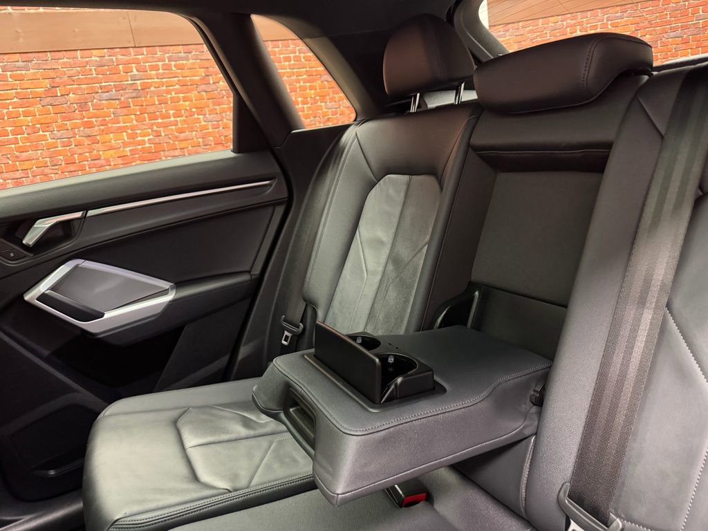 Used 2025 Audi Q3 2.0T Premium AWD/4WD image 14