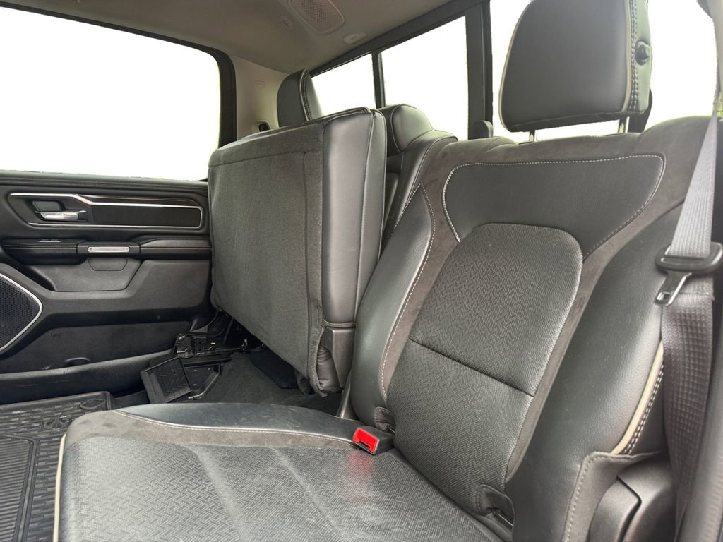 Used 2022 RAM 1500 Laramie AWD/4WD image 14