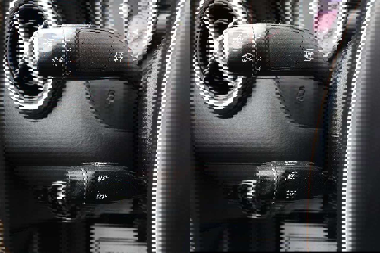 Used 2015 Mercedes-Benz CLA 250 image 39