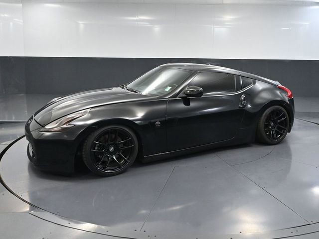 Used 2009 Nissan 370Z Touring RWD image 9