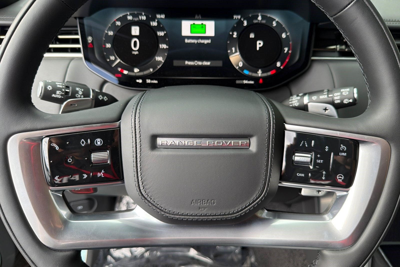 New 2026 Land Rover Range Rover SV AWD/4WD image 11