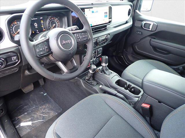 New 2025 Jeep Gladiator Willys AWD/4WD image 10
