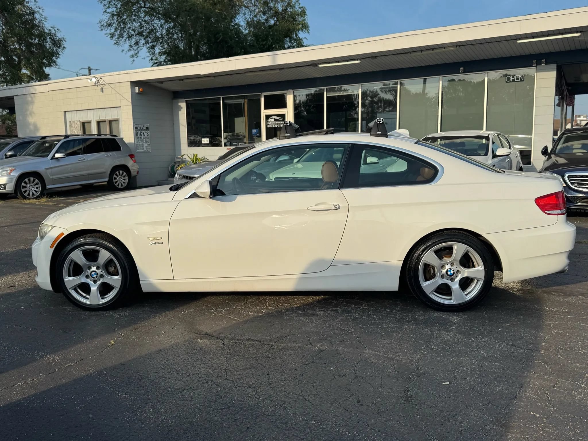 Used 2009 BMW 328i xDrive Coupe AWD/4WD image 7