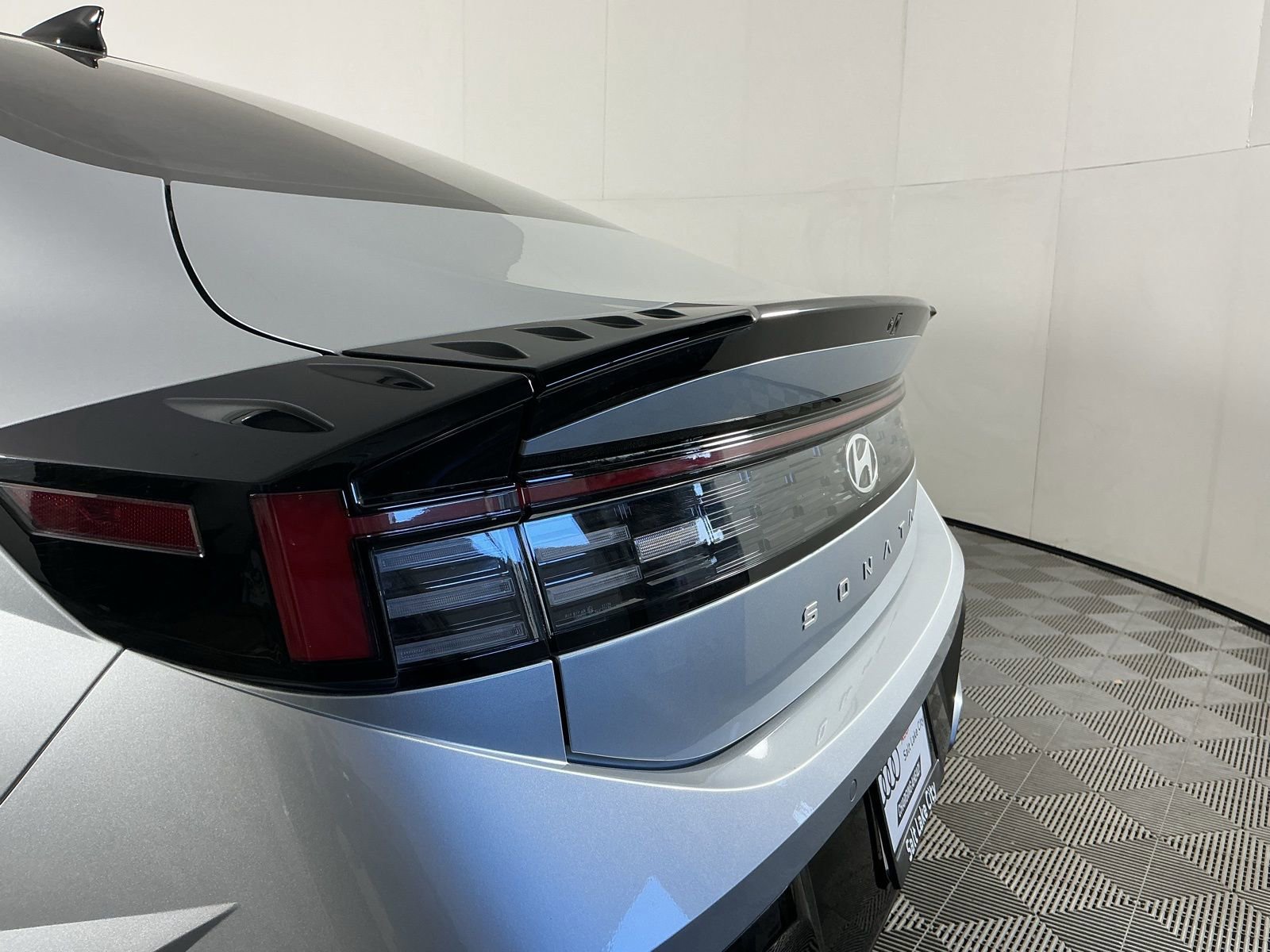 Used 2024 Hyundai Sonata Limited image 7