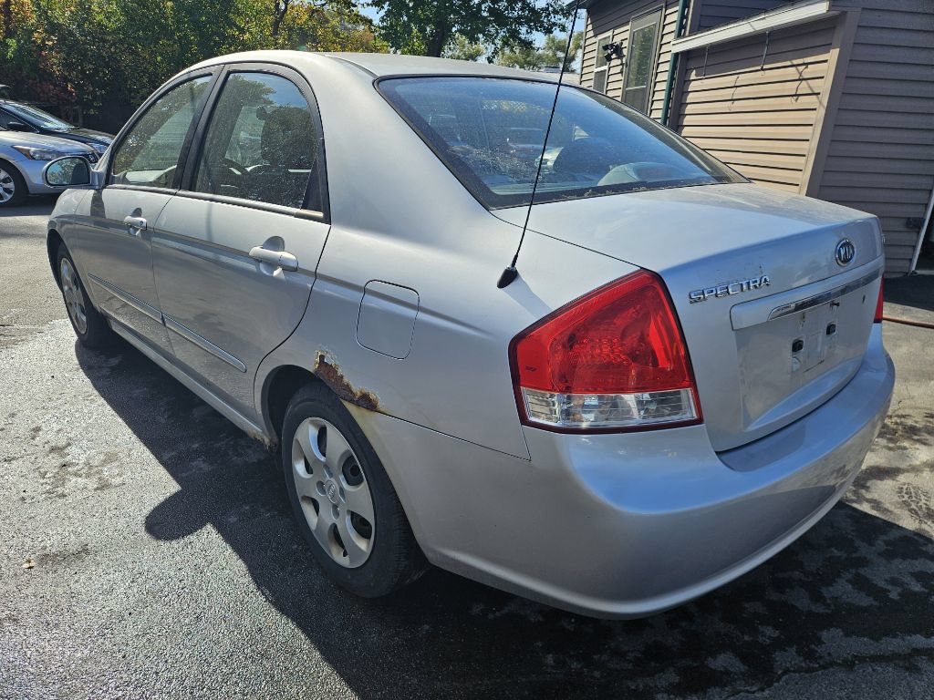 Used 2007 Kia Spectra EX FWD image 7
