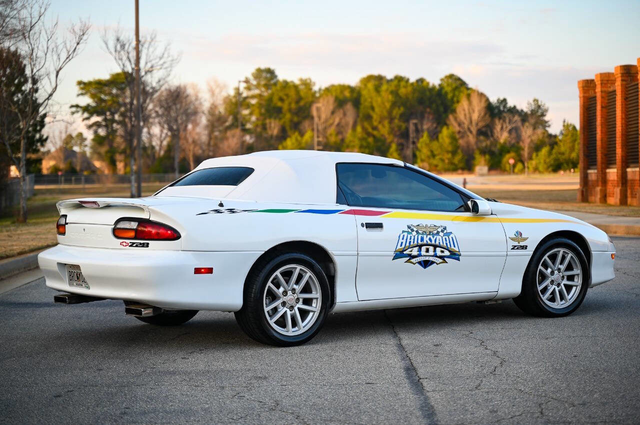 Used 1997 Chevrolet Camaro Z28 image 8