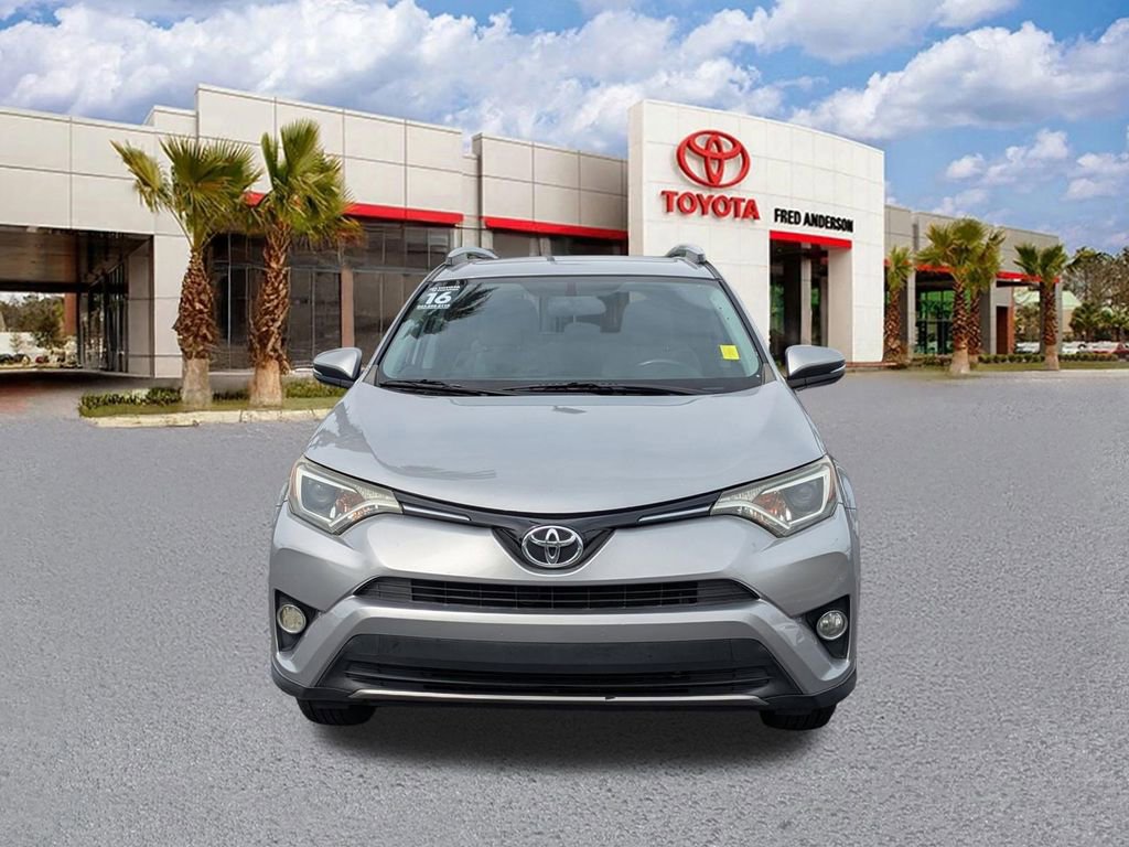 Used 2016 Toyota RAV4 XLE image 10