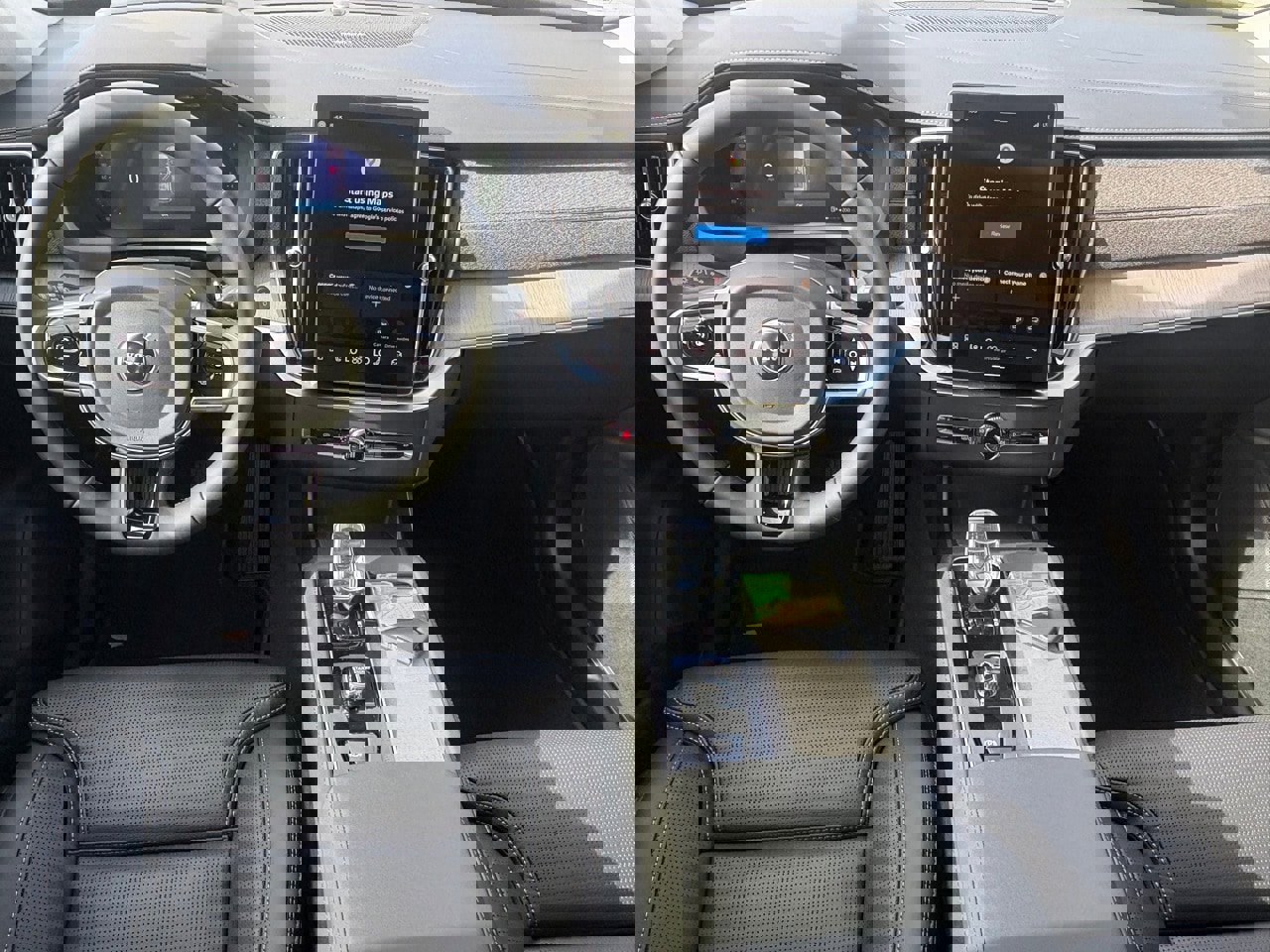 New 2026 Volvo XC90 B6 Ultra w/ Lounge Package image 9